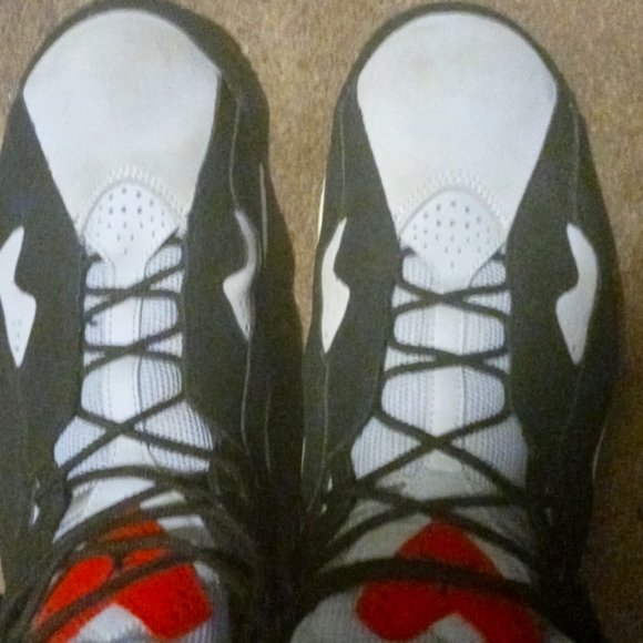 Nike Air JORDAN'S Mens Red/black&white SZ11 - Picture 8 of 8